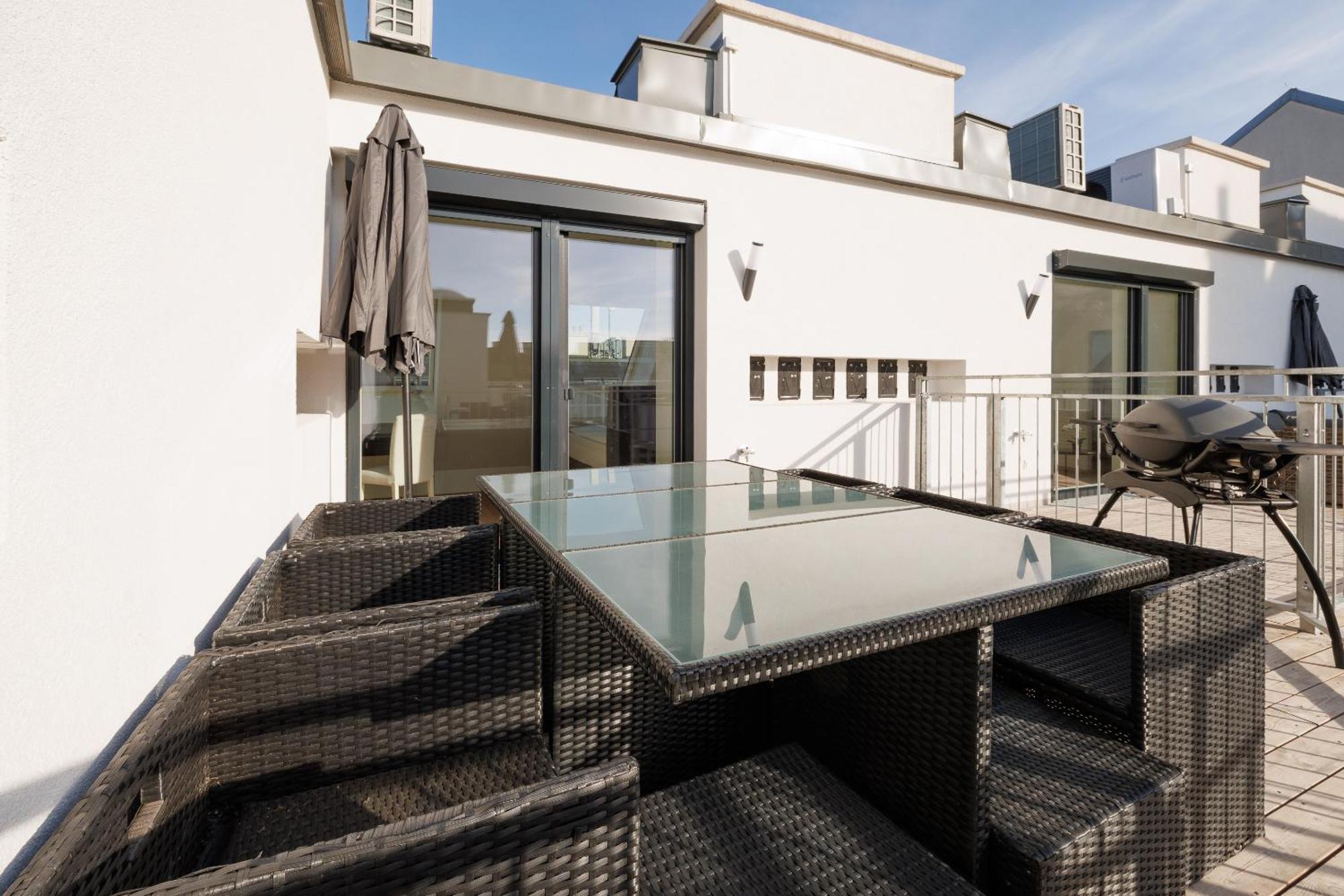 Symphony Apartments 40 - Modern Loft With Terrace And Grill In Central Location Vienna Exterior photo